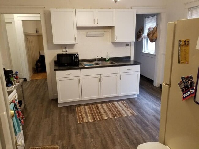 3059 N Frederick Ave in Milwaukee, WI - Building Photo - Building Photo