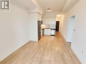 8 Nahani Way in Mississauga, ON - Building Photo - Building Photo