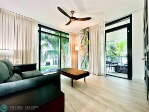 2101 S Surf Rd in Hollywood, FL - Building Photo - Building Photo