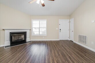 68 Bent Creek Ct in Clayton, NC - Building Photo - Building Photo