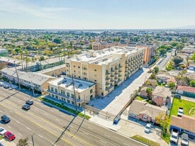3674 W Imperial Hwy, Unit 508 in Inglewood, CA - Building Photo