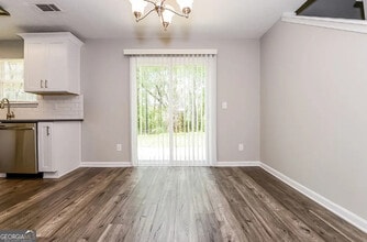 4247 Chestnut Lake Ave in Stonecrest, GA - Building Photo - Building Photo