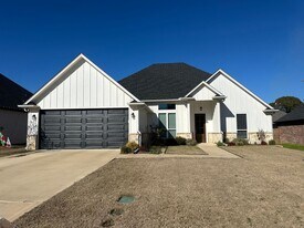 11948 Gillian Ct in Tyler, TX - Building Photo