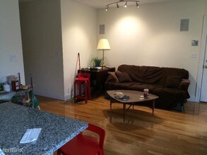 128 Hillside St-Unit -# 2 in Boston, MA - Building Photo - Building Photo