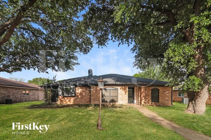 6309 Topaz Way in Plano, TX - Foto de edificio