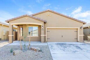 11491 W Camden Dr in Youngtown, AZ - Building Photo