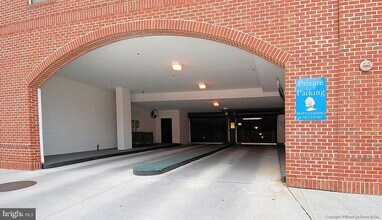 960 Fell St in Baltimore, MD - Building Photo - Building Photo