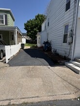116E E 2nd St in Hummelstown, PA - Building Photo - Building Photo