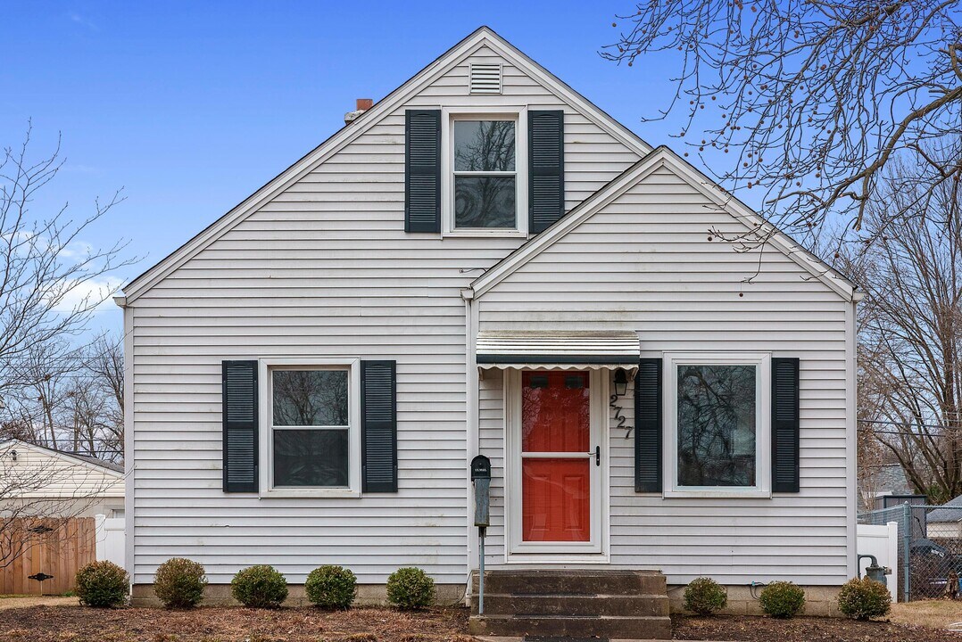 2727 Bellwood Ave in Columbus, OH - Building Photo