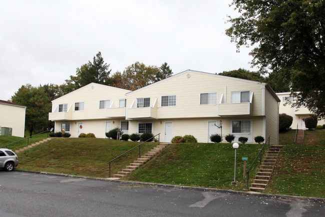 Central Park Townhomes in York, PA - Building Photo - Building Photo