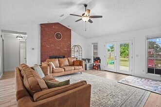 107 Britt Dr, Unit 107 Britt Drive #1 in Enterprise, AL - Building Photo - Building Photo