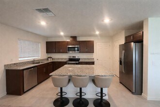 8328 Wilder Pnes Ave in Lakeland, FL - Building Photo - Building Photo