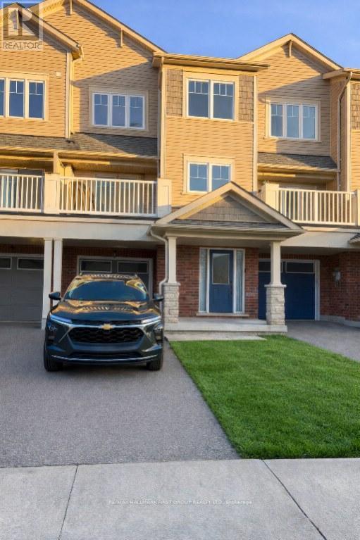 93 Tabaret Cres