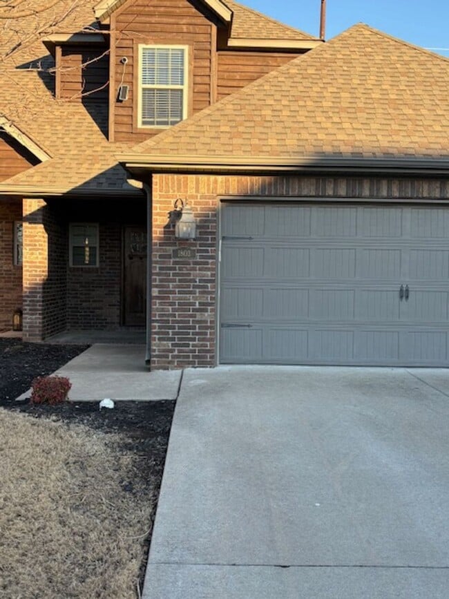 property at 1801-1803 SW Stonegrove Rd