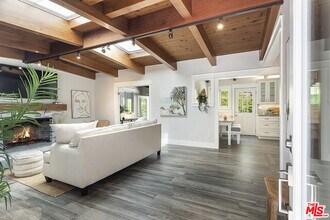 3908 Las Flores Canyon Rd in Malibu, CA - Building Photo - Building Photo