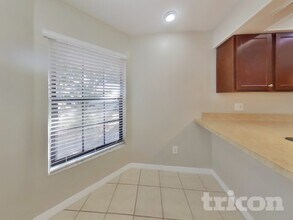 4729 Suntree Blvd in Orlando, FL - Building Photo - Building Photo