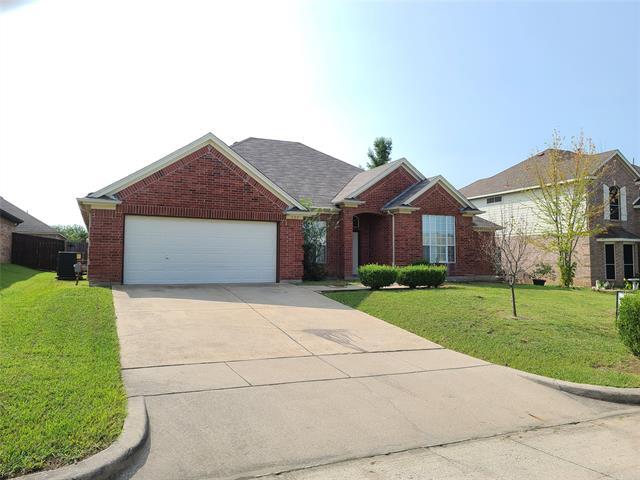 622 Manchester Dr in Mansfield, TX - Building Photo