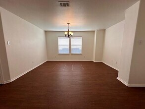 433 Emerald Creek Dr in Fort Worth, TX - Building Photo - Building Photo