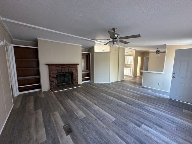 property at 290 Green Oak Rd