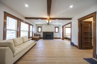 1496 E 107th St in Cleveland, OH - Building Photo - Building Photo