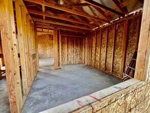 1561 Royal Way in San Luis Obispo, CA - Building Photo - Building Photo