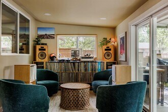 9101 Heatherwood Dr in Austin, TX - Building Photo - Building Photo