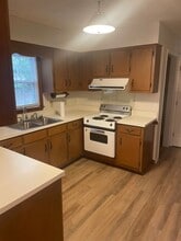 1628 Rollingwood Rd in Burlington, NC - Building Photo - Building Photo