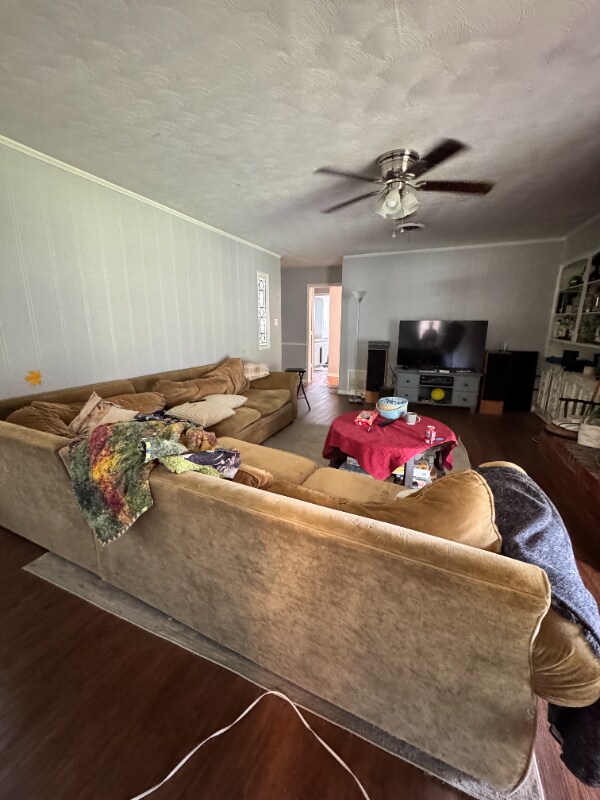 1123 Thomas St in Denton, TX - Building Photo - Building Photo
