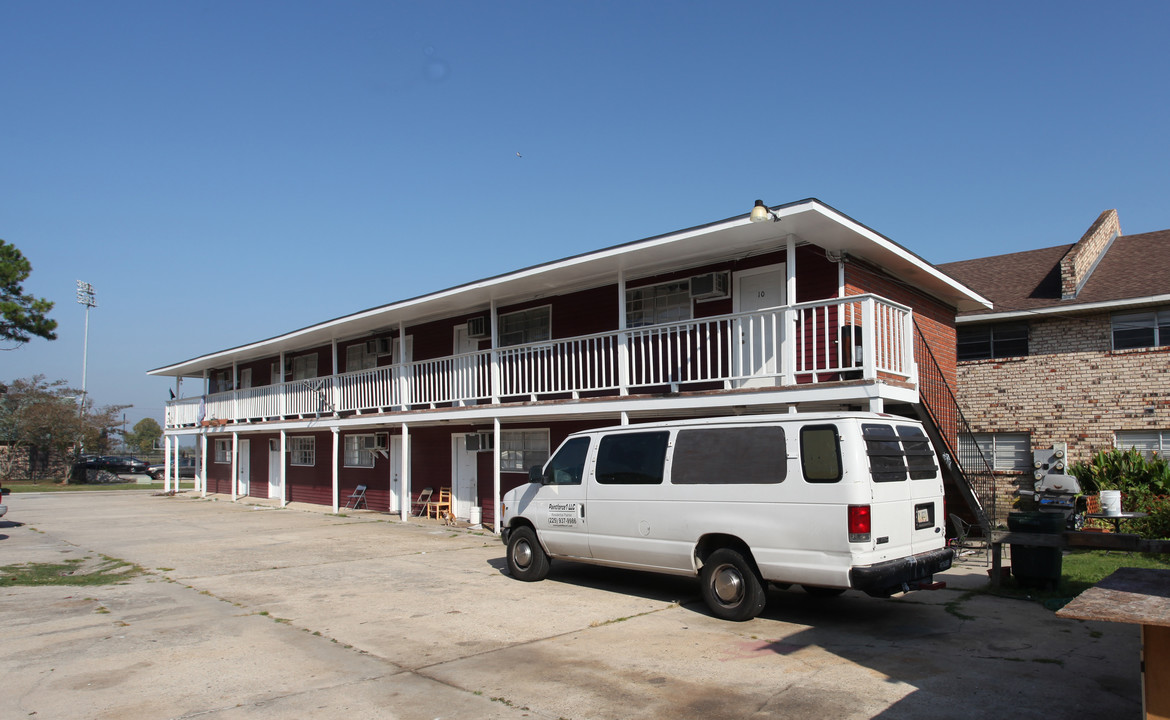 4527 Tigerland Ave in Baton Rouge, LA - Building Photo