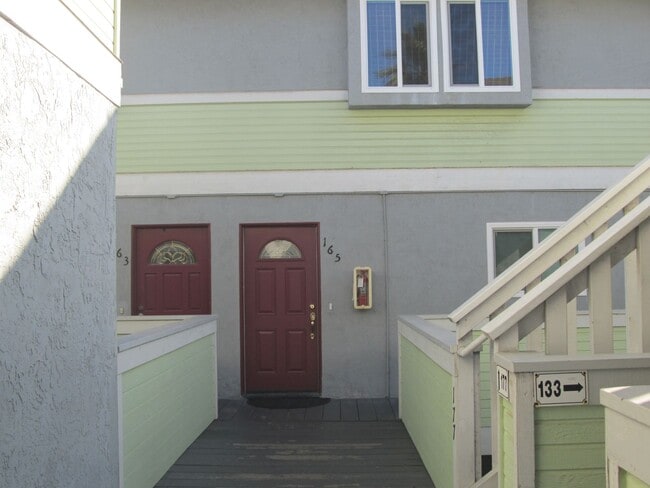 165 Palm Ave in Imperial Beach, CA - Building Photo - Building Photo