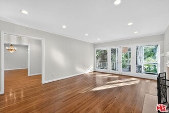 15 N Ridgewood Rd in Kentfield, CA - Building Photo - Building Photo