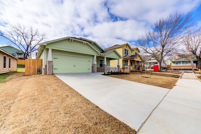 108 E Latimer Pl in Tulsa, OK - Building Photo - Building Photo