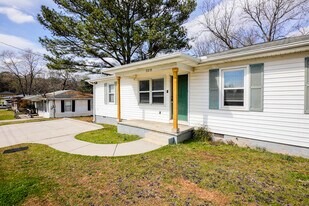 3210 Stringfield Rd NW in Huntsville, AL - Building Photo