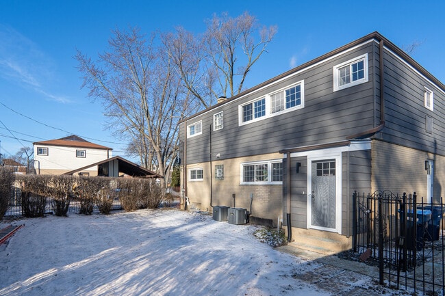 317 Burlington Ave in Western Springs, IL - Building Photo - Building Photo