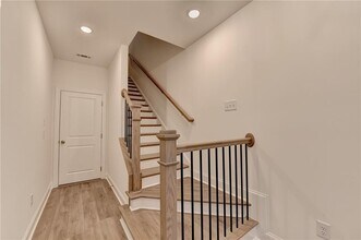 5428 Howington Ct in Buford, GA - Building Photo - Building Photo