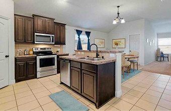 354 Highmeadow Dr in Aubrey, TX - Building Photo - Building Photo