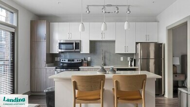 930 Howell Mill Rd in Atlanta, GA - Building Photo - Building Photo
