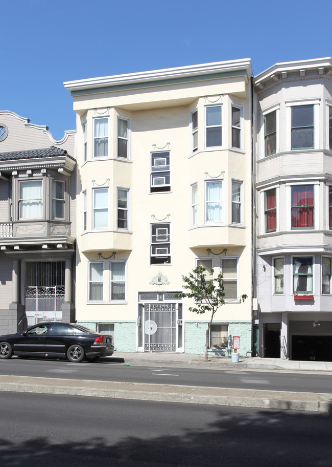 320 Guerrero St in San Francisco, CA - Building Photo - Building Photo