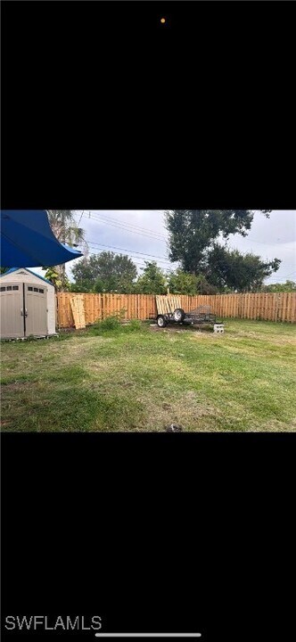 3504 Lantana St in Ft. Myers, FL - Building Photo