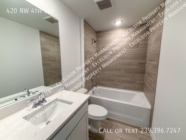 420 NW 4th Terrace in Cape Coral, FL - Building Photo - Building Photo