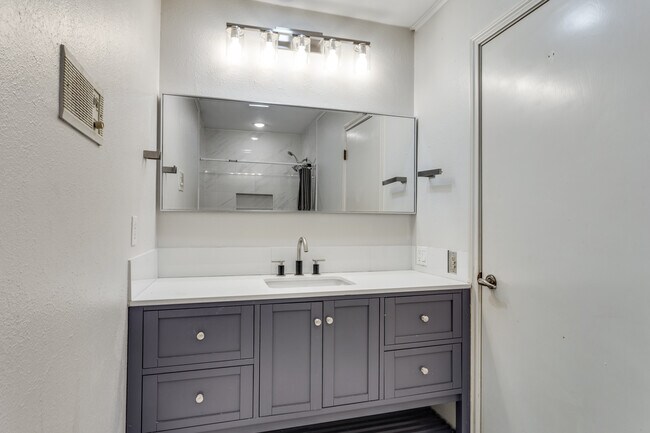 6801 Lancelot Ct in Fort Worth, TX - Building Photo - Building Photo