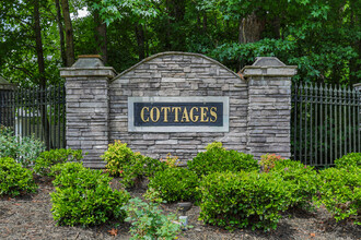 The Cottages at White Oak in Newnan, GA - Building Photo - Building Photo