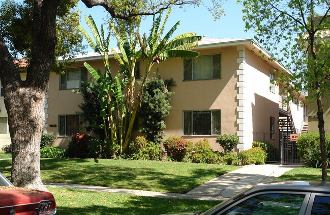 1240 S Orange St in Glendale, CA - Foto de edificio - Building Photo