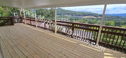 11 Wayside Rd in Asheville, NC - Building Photo - Building Photo