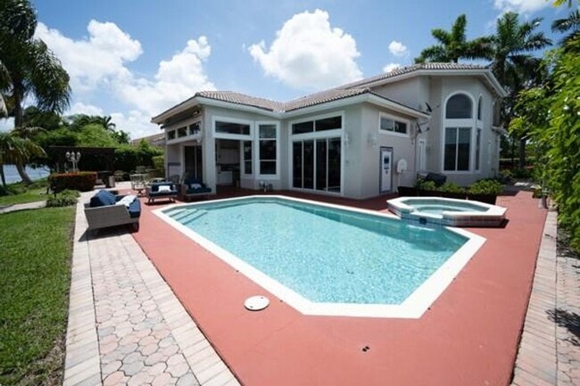 576 NW 120th Dr in Coral Springs, FL - Building Photo - Building Photo