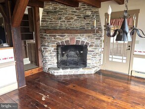 574 Cinder Rd in New Providence, PA - Building Photo - Building Photo