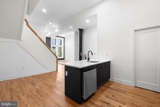 1221 N 4th St in Philadelphia, PA - Building Photo - Building Photo