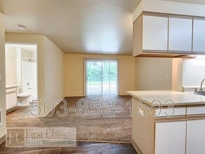 1235 NW 183rd Ave in Beaverton, OR - Building Photo - Building Photo