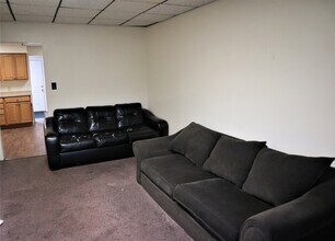 622 High St, Unit 2 in California, PA - Building Photo - Building Photo