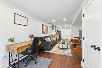 8125 Bayou Bend Blvd, Unit B in Laurel, MD - Building Photo - Building Photo